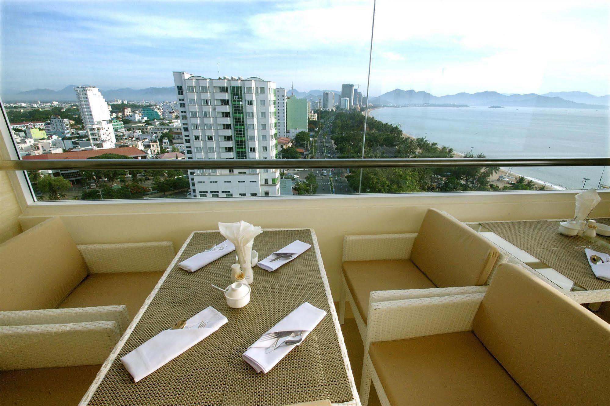 Blue Pearl Hotel Nha Trang Exterior photo